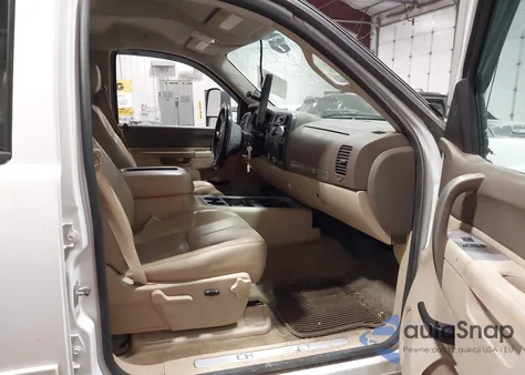 2014 Chevrolet Silverado 2500Hd Lt z USA, uszkodzony, nr VIN 1GC1KXCG7EF155908